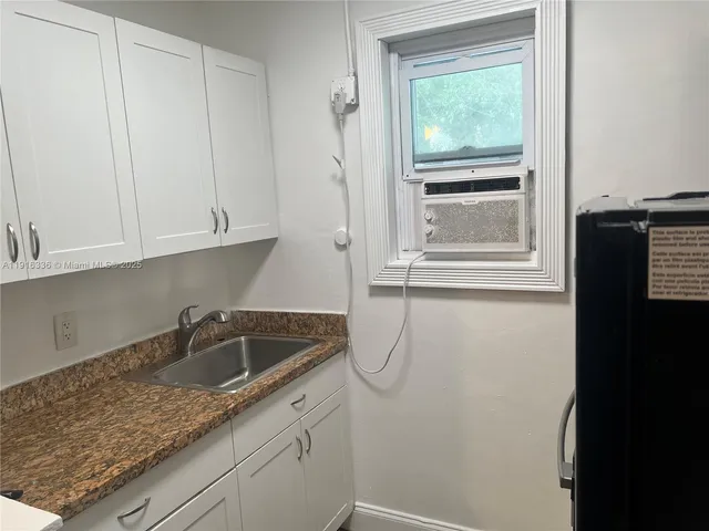 $1,350 | 2118 North 19th Avenue, Unit 14, Hollywood, FL 33020