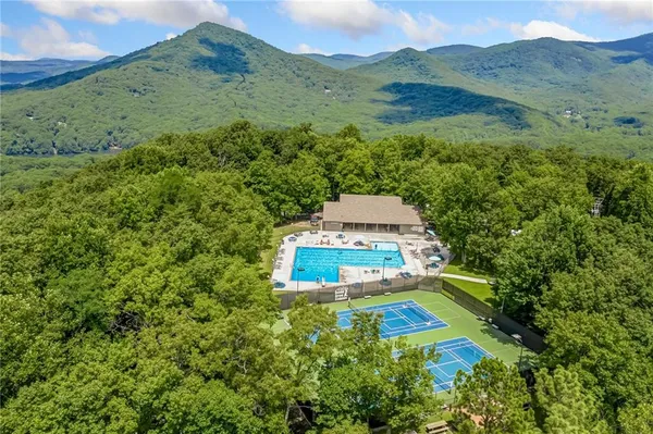 $695,000 | 816 Alpine Drive, Jasper, GA 30143
