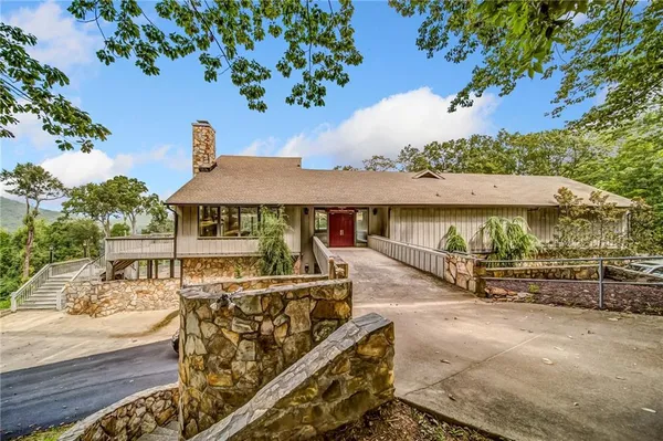 $695,000 | 816 Alpine Drive, Jasper, GA 30143