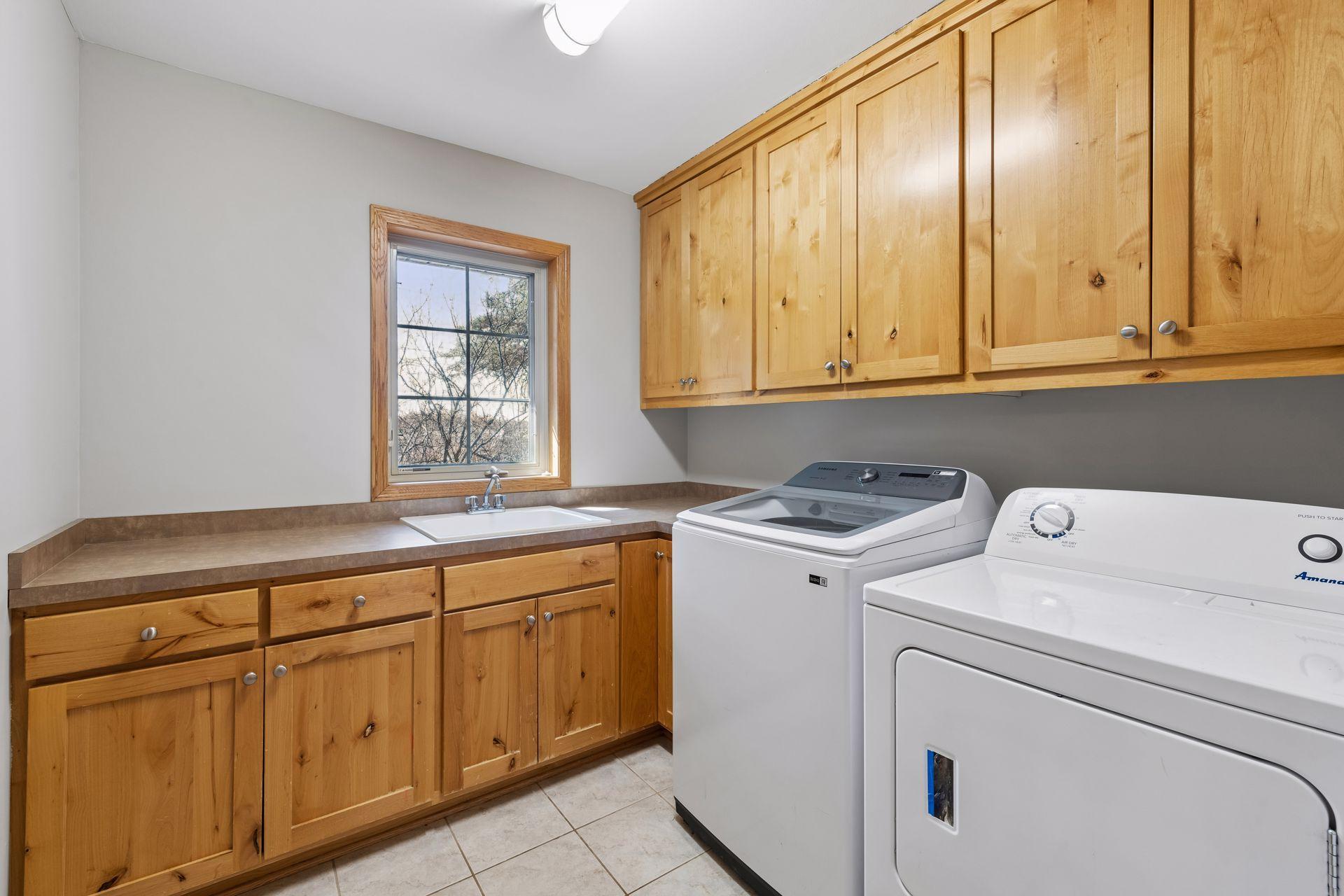 14721 Orchard Road Minnetonka, MN 55345 - Photo 12 of 31