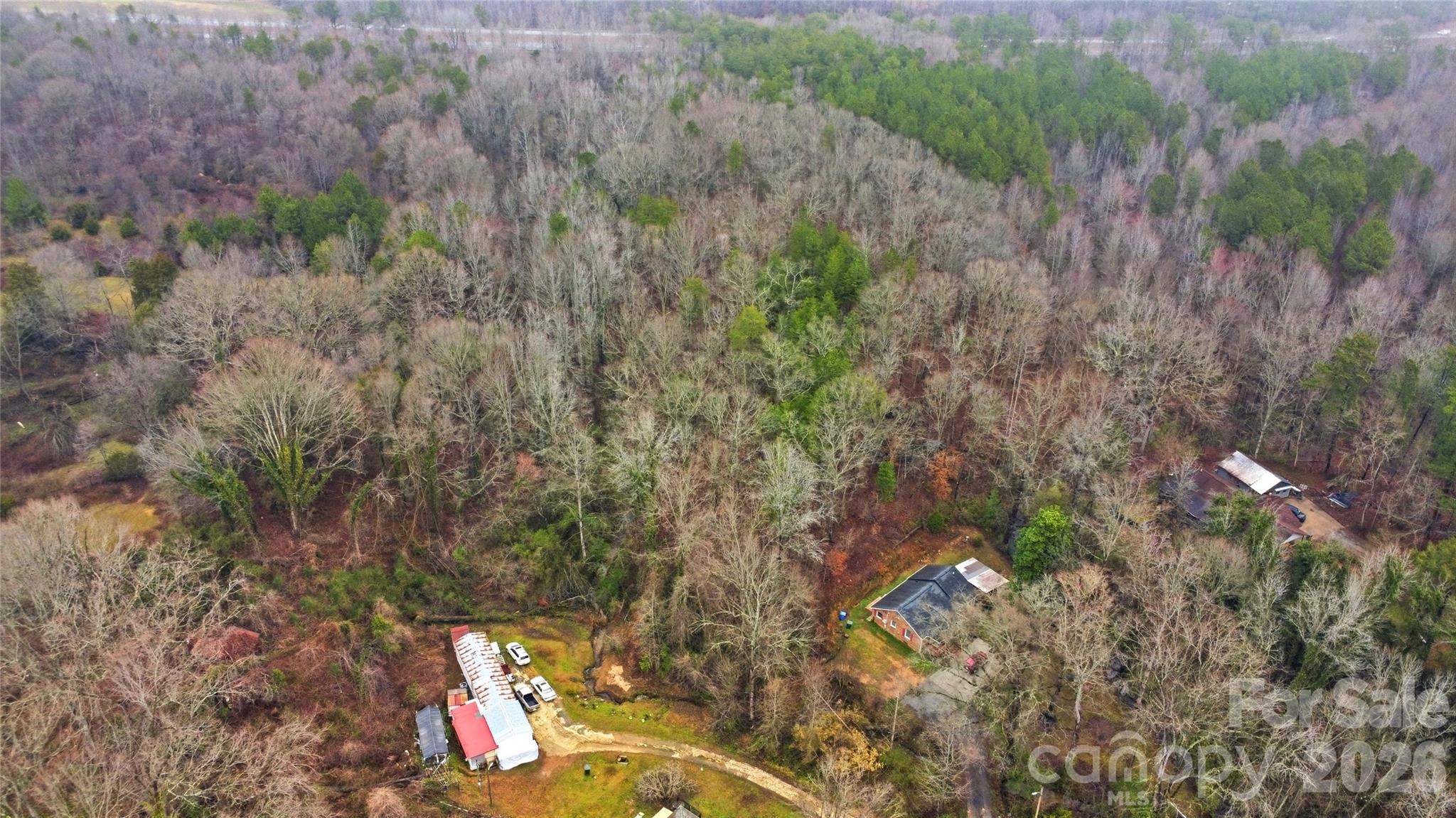 530-2 Waco Road Kings Mountain, NC 28086 - Photo 7 of 27 a view of a backyard of the house