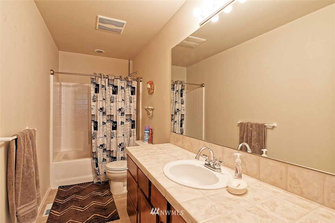 15424 39th Avenue Southeast Bothell, WA 98012 - Photo 22 of 24