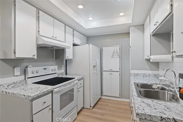 $429,900 | 20702 El Toro, Unit 271, Lake Forest, CA 92630