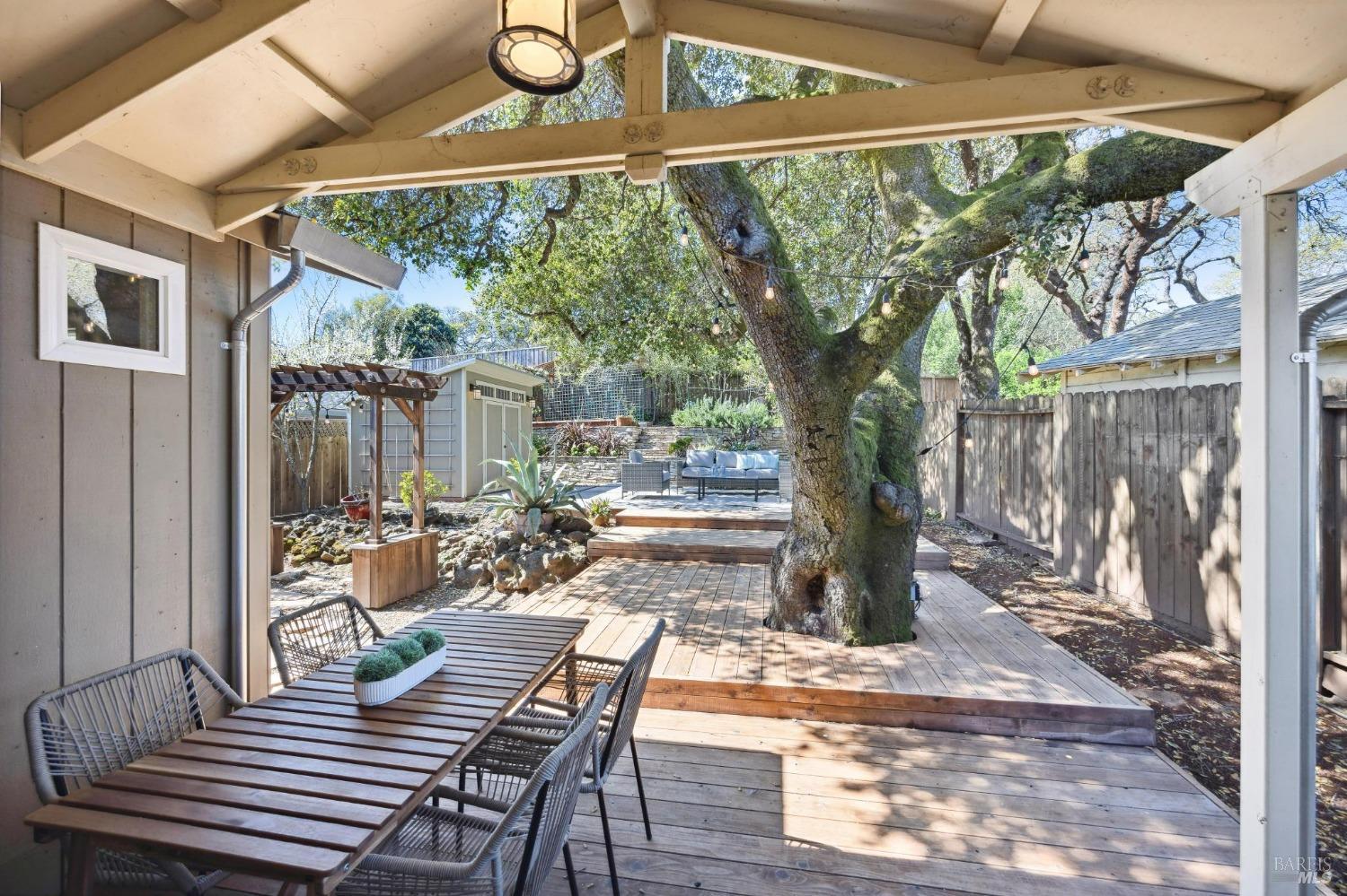 17546 Middlefield Road Sonoma, CA 95476 - Photo 34 of 50 Gallery Image 34