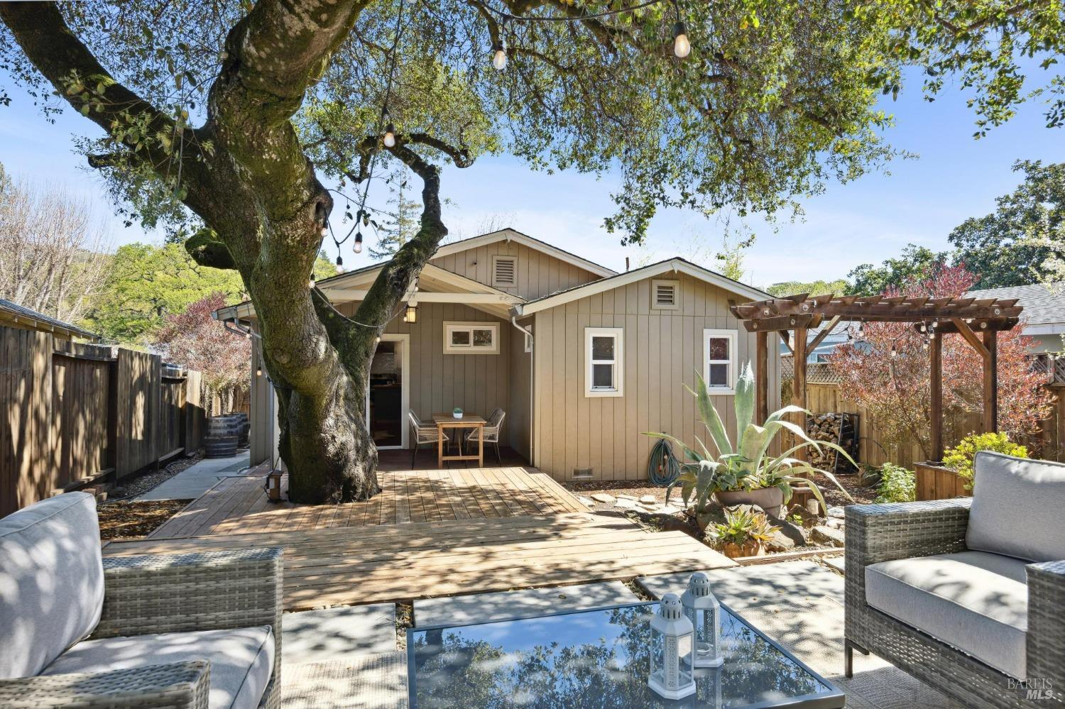 17546 Middlefield Road Sonoma, CA 95476 - Photo 41 of 50 Gallery Image 41
