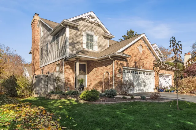 $635,000 | 320 Washington Street, Barrington, IL 60010