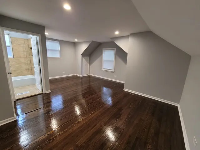 $2,000 | 8617 South Bennett Avenue, Chicago, IL 60617