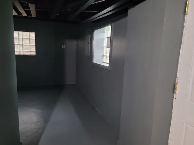 $2,000 | 8617 South Bennett Avenue, Chicago, IL 60617