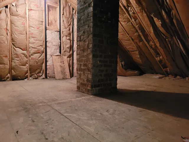 $2,000 | 8617 South Bennett Avenue, Chicago, IL 60617