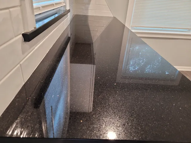 $2,000 | 8617 South Bennett Avenue, Chicago, IL 60617