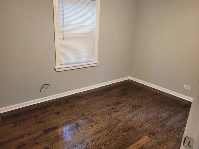 $2,000 | 8617 South Bennett Avenue, Chicago, IL 60617