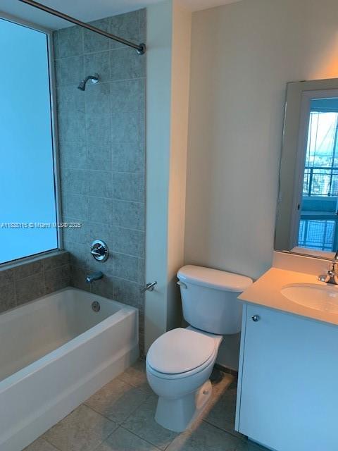 60 Southwest 13th Street, Unit 3826 Miami, FL 33130 - Photo 15 of 29 a bathroom with a sink a toilet and bathtub