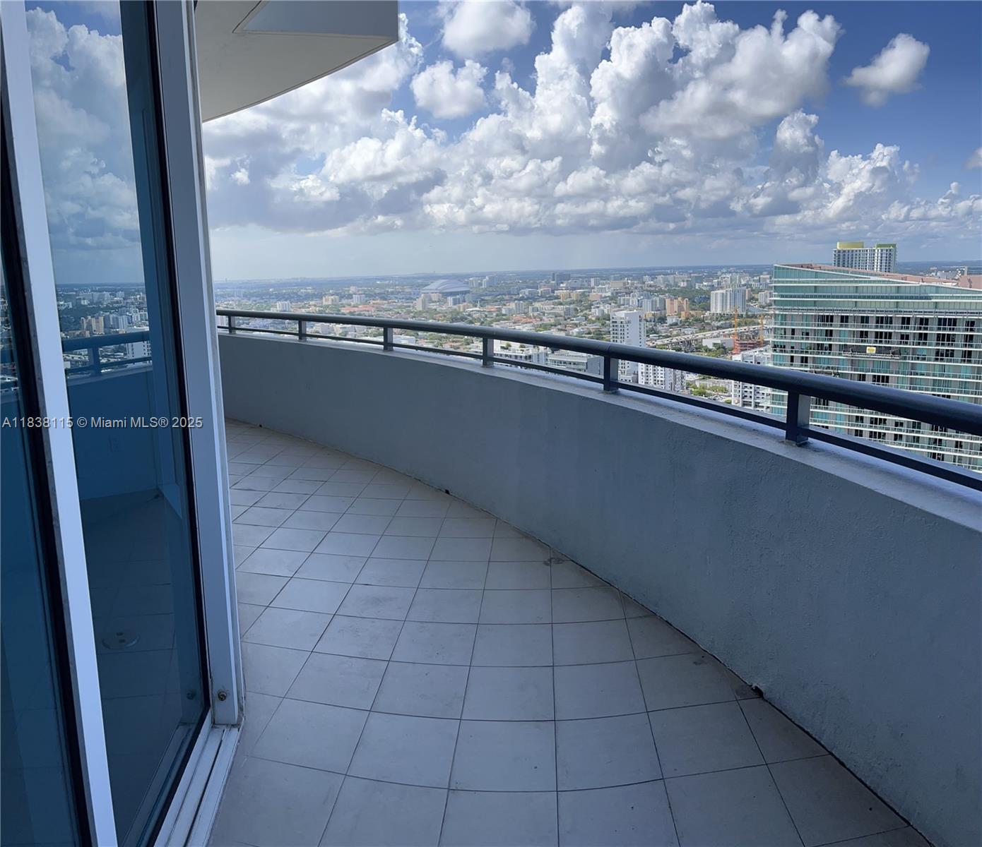 60 Southwest 13th Street, Unit 3826 Miami, FL 33130 - Photo 19 of 29 a view of terrace with city view