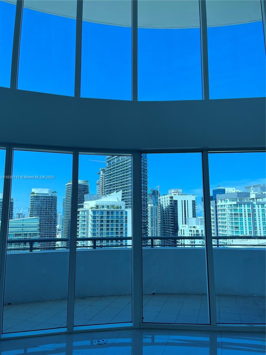 60 Southwest 13th Street, Unit 3826 Miami, FL 33130 - Photo 9 of 29 a view of window