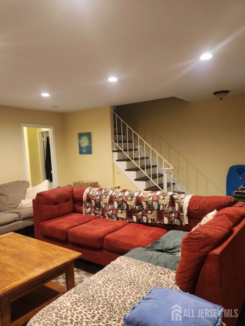 344 High Street Perth Amboy, NJ 08861 - Photo 8 of 34