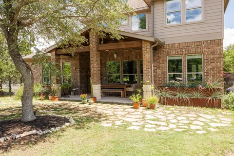 $850,000 | 1135 Blue Ridge Drive, Dripping Springs, TX 78620