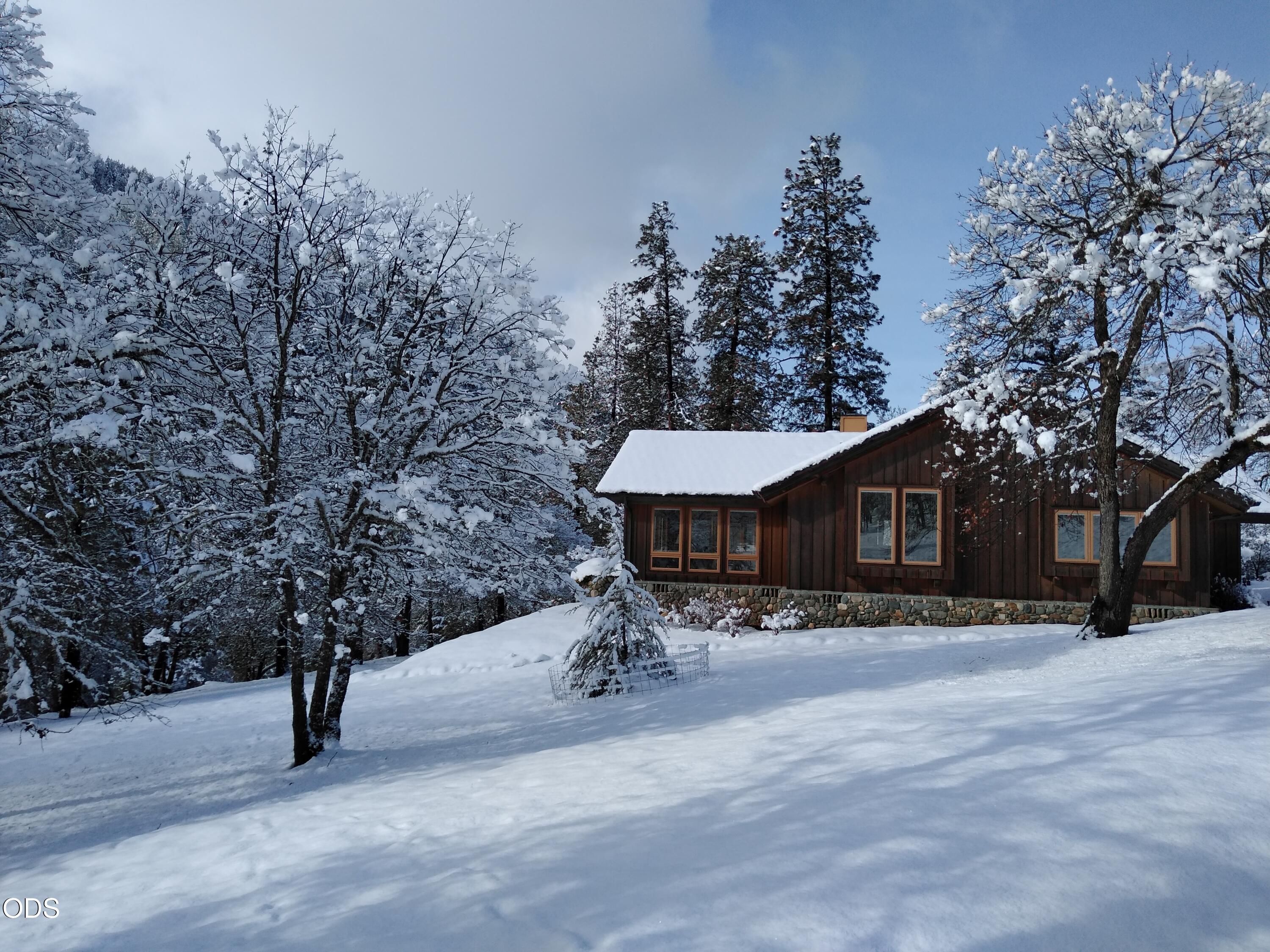 2459 Little Applegate Road Jacksonville, OR 97530 - Photo 79 of 86
