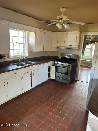 $299,000 | 141 Mcguire Cove, Clarksdale, MS 38614