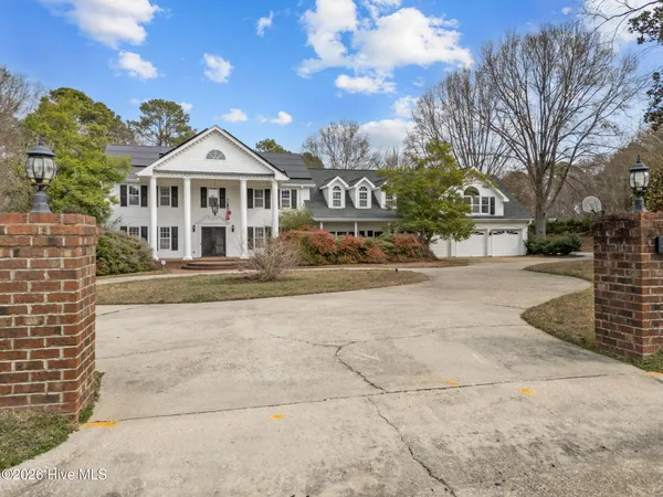 $1,225,000 | 5808 Devon Circle, Raleigh, NC 27604