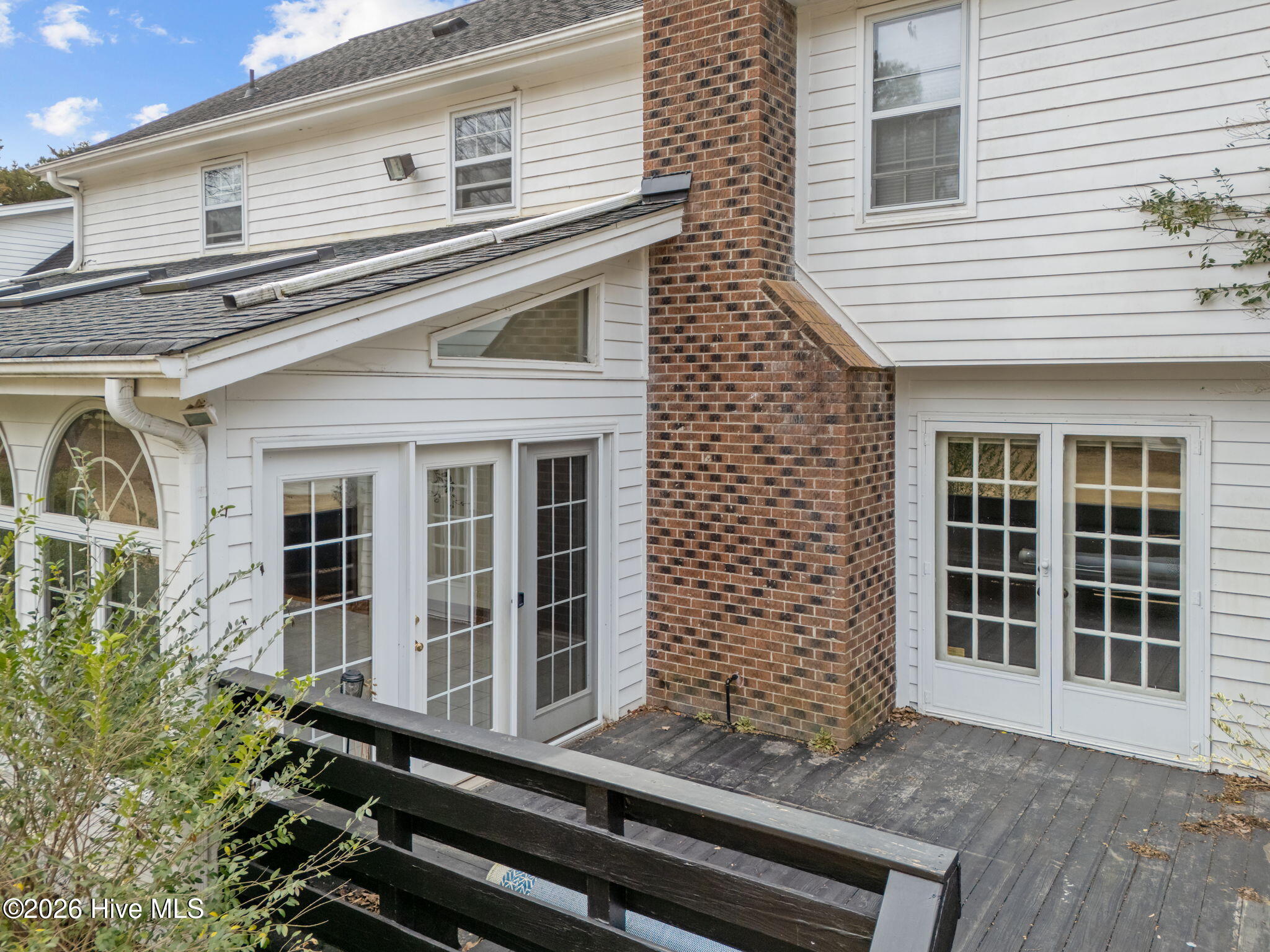 5808 Devon Circle Raleigh, NC 27604 - Photo 16 of 23 Rear - deck 2