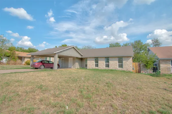 $1,500 | 10621 Lanshire Drive, Unit A, Austin, TX 78758