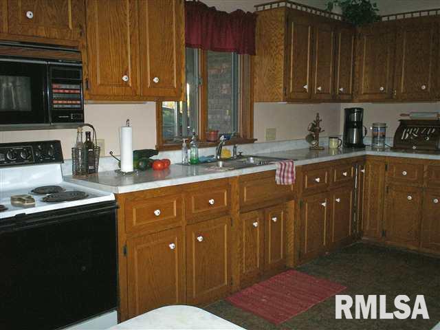 22840 Moens Road Atkinson, IL 61235 - Photo 5 of 12 Gallery Image 5