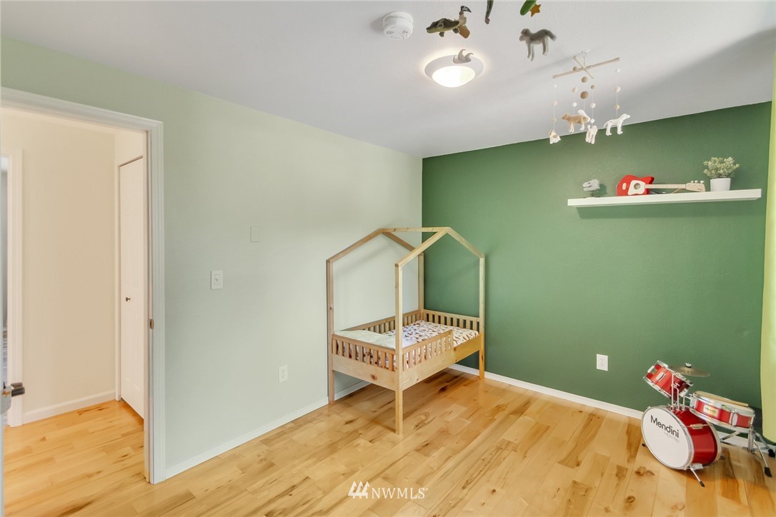 17331 18th Avenue Southeast Bothell, WA 98012 - Photo 17 of 26