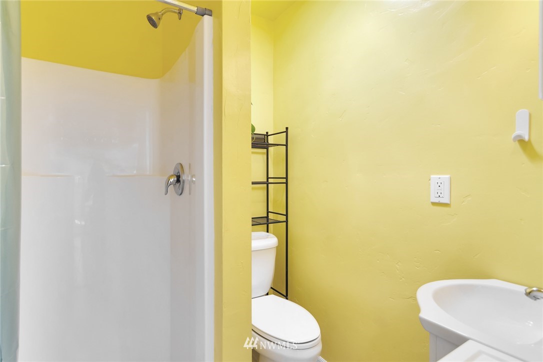 17331 18th Avenue Southeast Bothell, WA 98012 - Photo 25 of 26