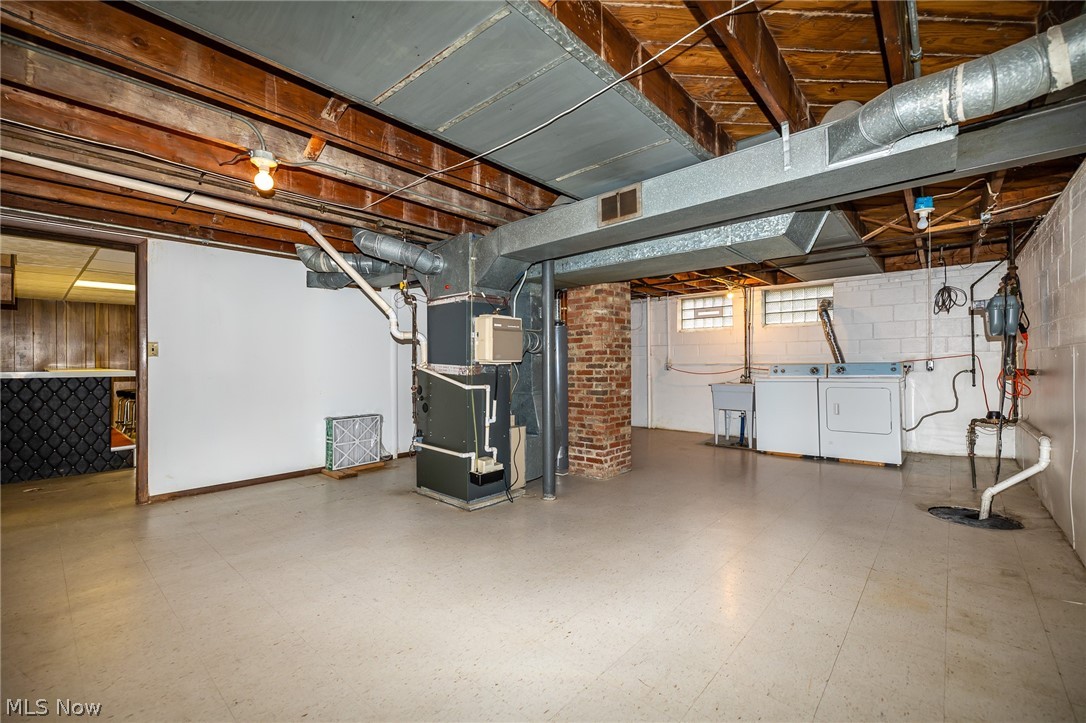 1506 West Schaaf Road Cleveland, OH 44109 - Photo 21 of 25 Gallery Image 21