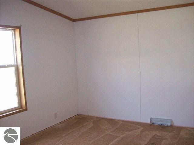 1695 Sensabaugh Road Lupton, MI 48635 - Photo 5 of 25 1750524-4.JPG
