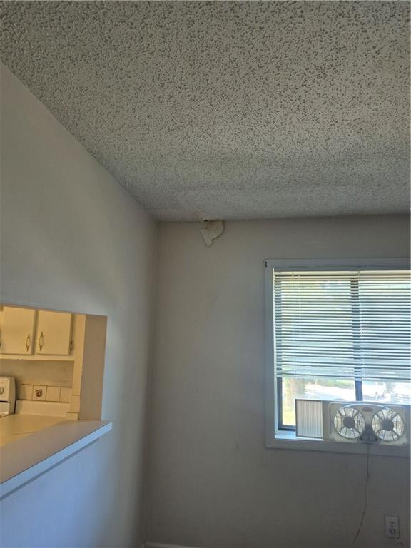 7 Quail Run Decatur, GA 30035 - Photo 5 of 19