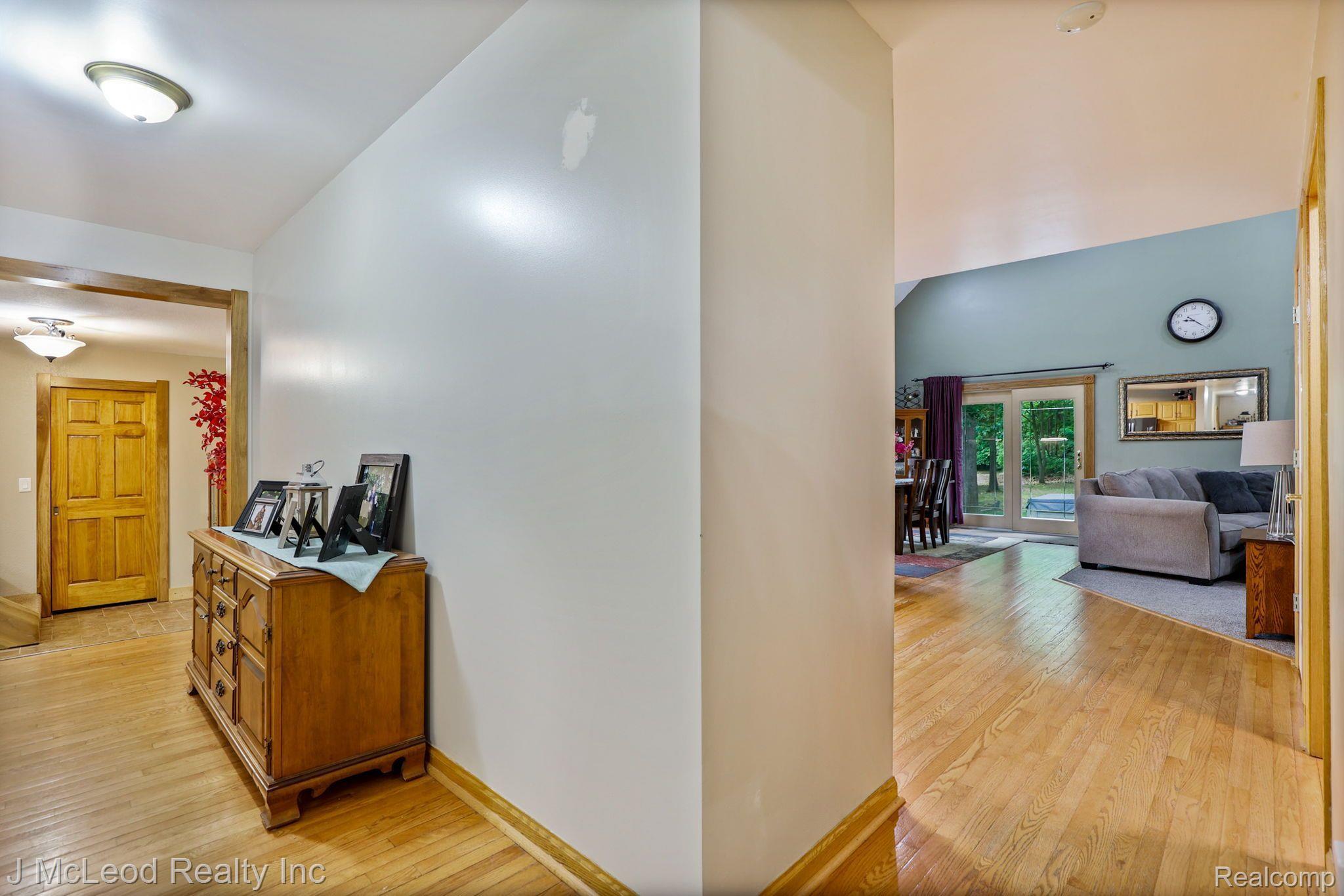 6345 Caine Road Vassar, MI 48768 - Photo 10 of 82 Gallery Image 10
