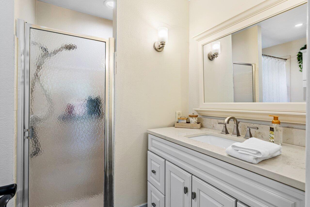 20784 Boca Ridge Drive North Boca Raton, FL 33428 - Photo 17 of 39 MASTER BATHROOM
