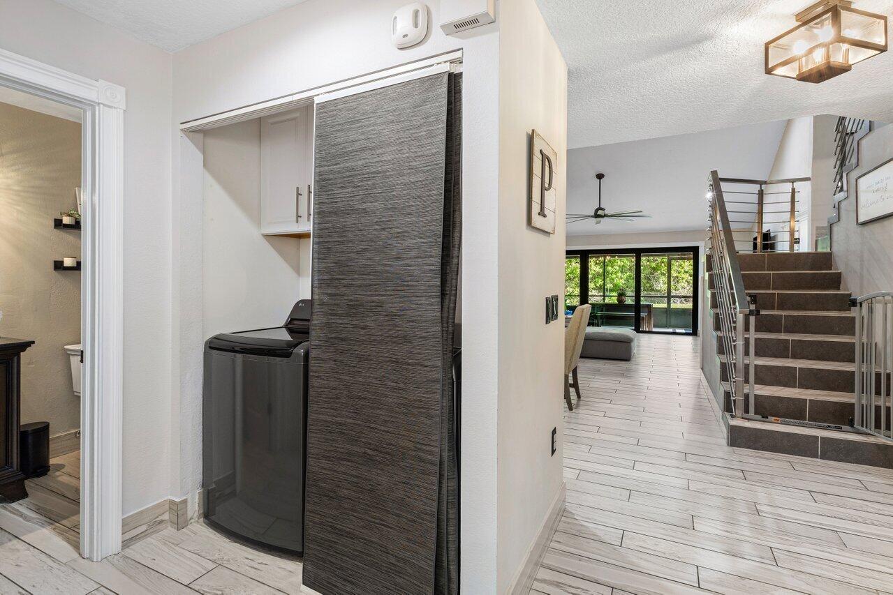20784 Boca Ridge Drive North Boca Raton, FL 33428 - Photo 30 of 39 LAUNDRY