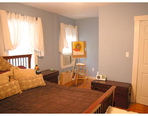 11 Lattimer Street Marblehead, MA 01945 - Photo 8 of 9 Gallery Image 8