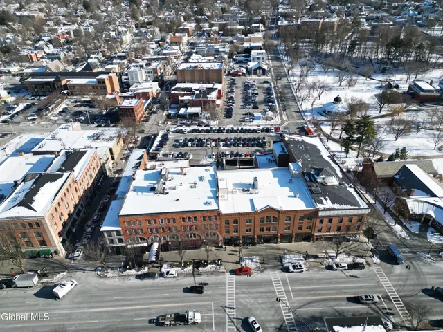 $880,000 | 5 Spring Street, Unit 404, Saratoga Springs, NY 12866