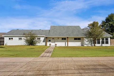 $339,000 | 1016 Audubon Street, Lake Charles, LA 70605