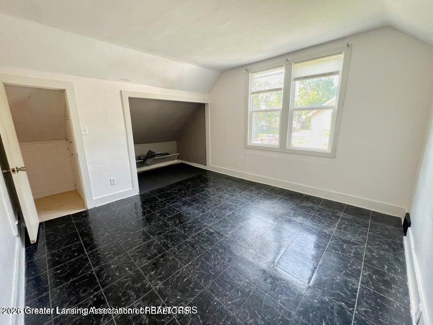 433 Prairie Street Charlotte, MI 48813 - Photo 16 of 26 19