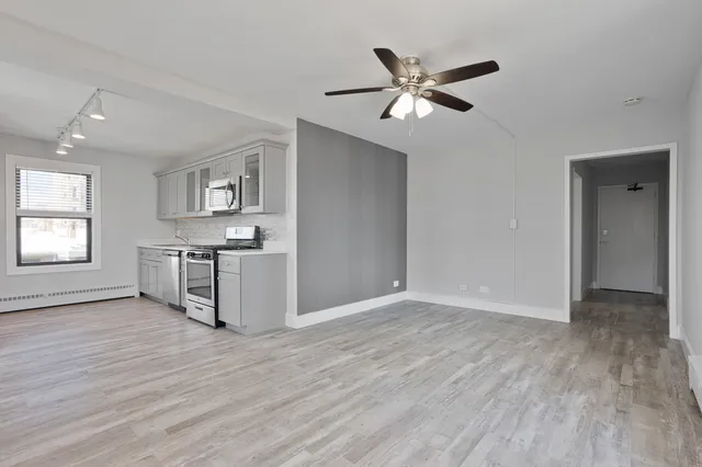 $1,821 | 5858 North Sheridan Road, Unit 508, Chicago, IL 60660