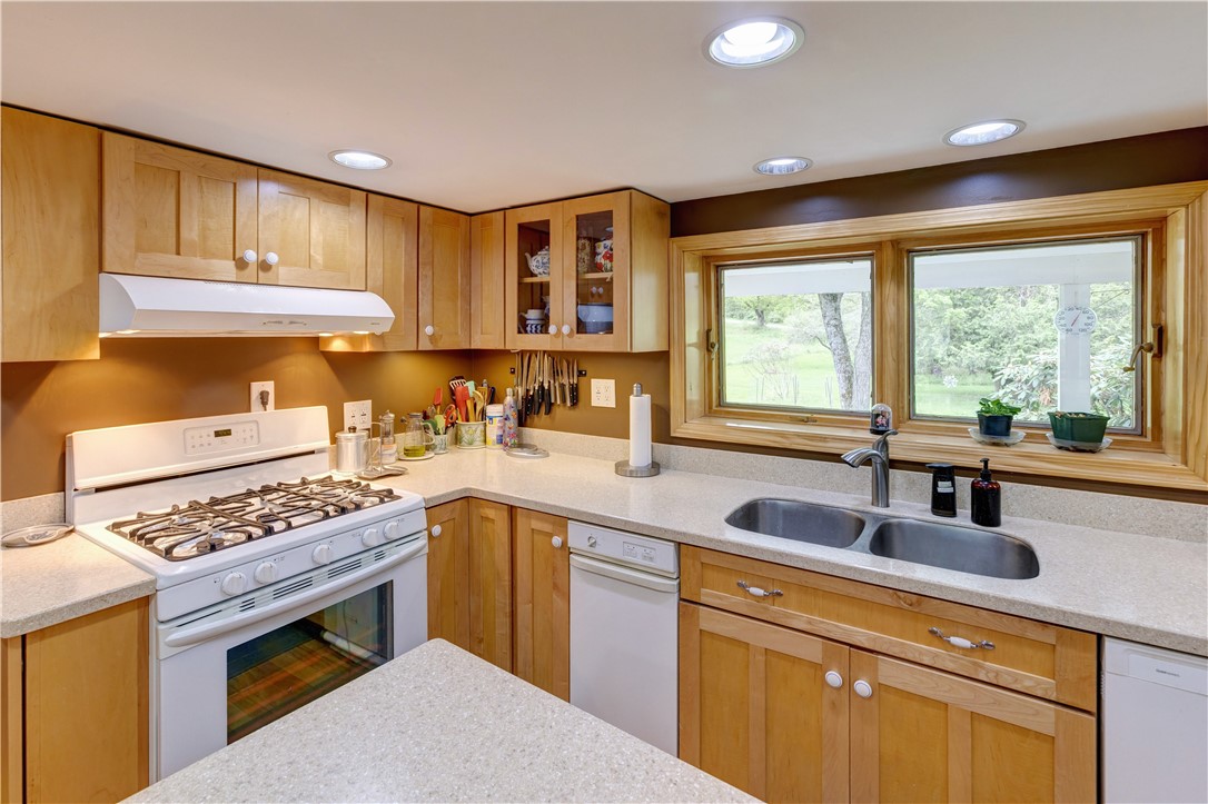 161 Bell Hill Road New Lisbon, NY 13342 - Photo 16 of 46