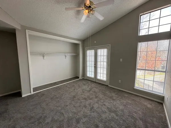 $1,150 | 9823 Summerwood Circle, Unit 1004, Dallas, TX 75243