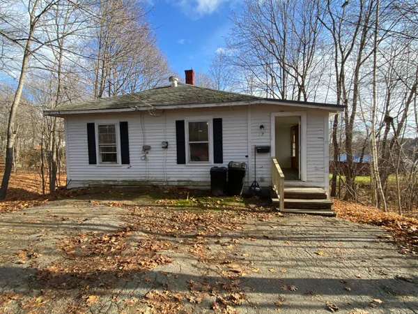$109,900 | 12 Crescent Street, Milo, ME 04463