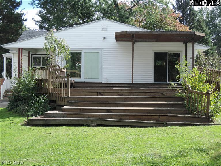 2120 SOM Center Road Cleveland, OH 44124 - Photo 9 of 25 Entertain on this spacious deck.