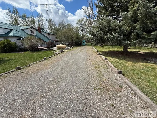 $480,000 | 7793 South 1800 West, Rexburg, ID 83440