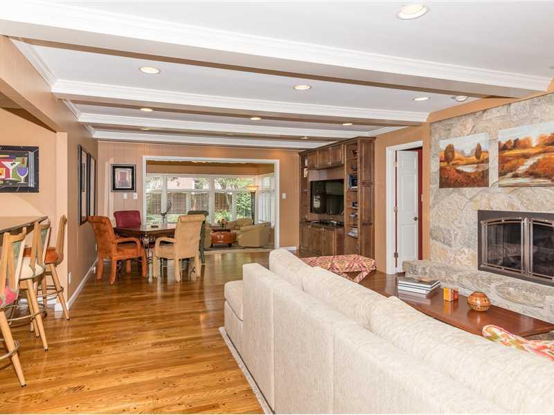 9010 Wickham Road Indianapolis, IN 46260 - Photo 11 of 24 Gallery Image 11