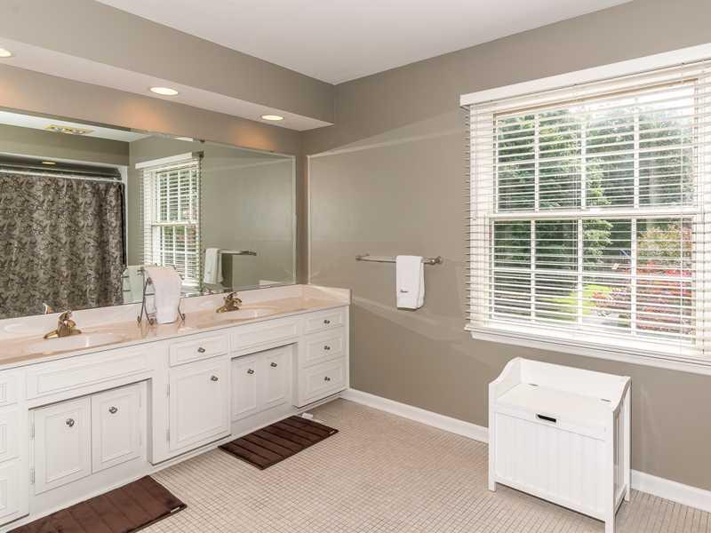 9010 Wickham Road Indianapolis, IN 46260 - Photo 19 of 24 Gallery Image 19