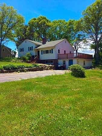 19 Homestead Road Bourne, MA 02562 - Photo 3 of 16