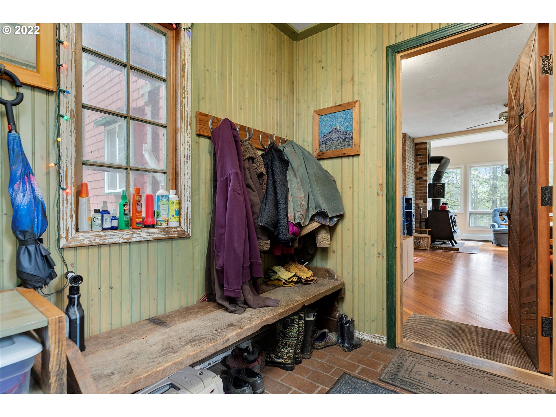 33550 Southeast Coupland Road Estacada, OR 97023 - Photo 3 of 32 Mud Room