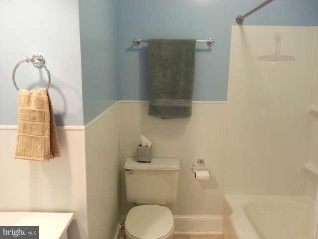 447 Ferry Road Fredericksburg, VA 22405 - Photo 10 of 15 Bath