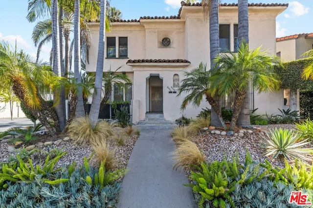 $4,995 | 8000 West 4th Street, Los Angeles, CA 90048